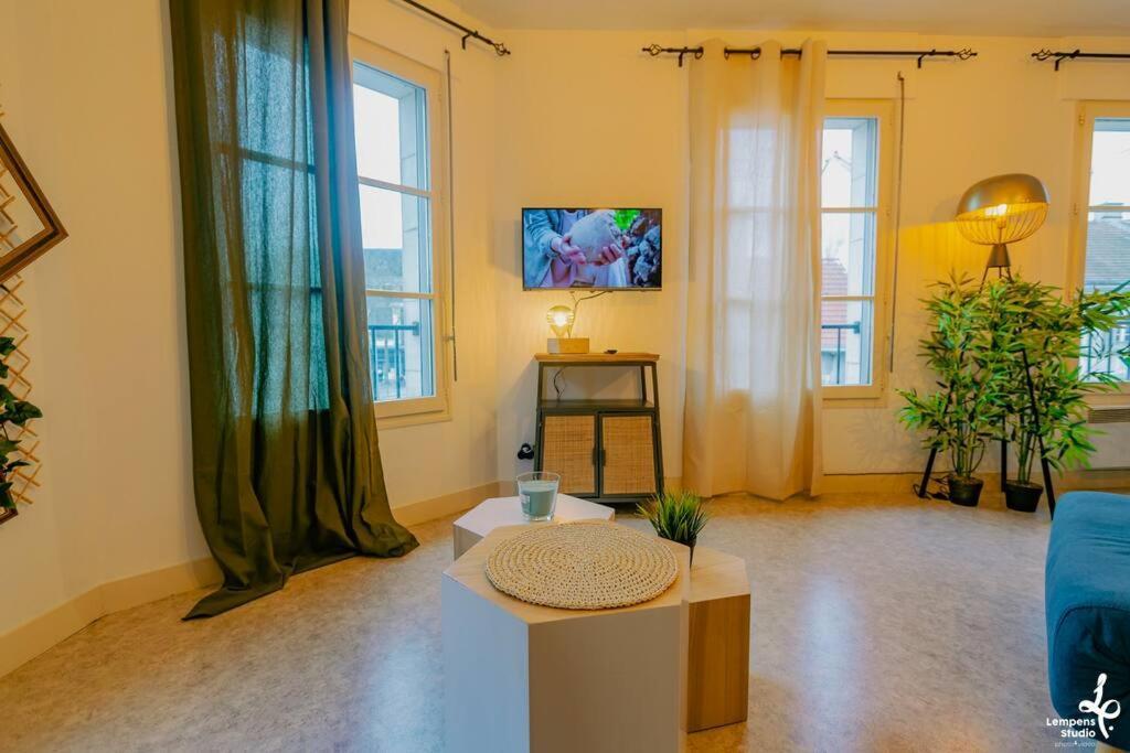 Appartement Romance Florale تروي المظهر الخارجي الصورة