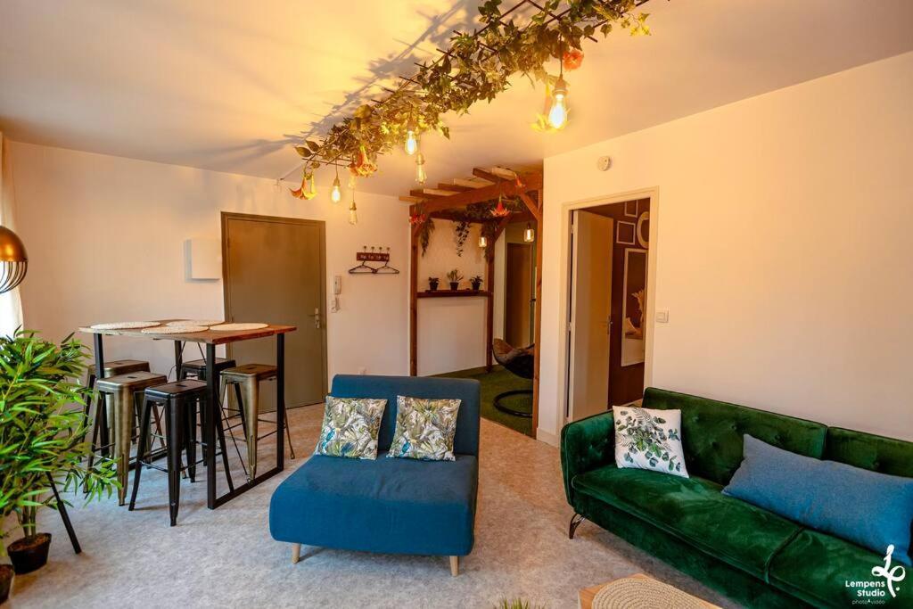 Appartement Romance Florale تروي المظهر الخارجي الصورة